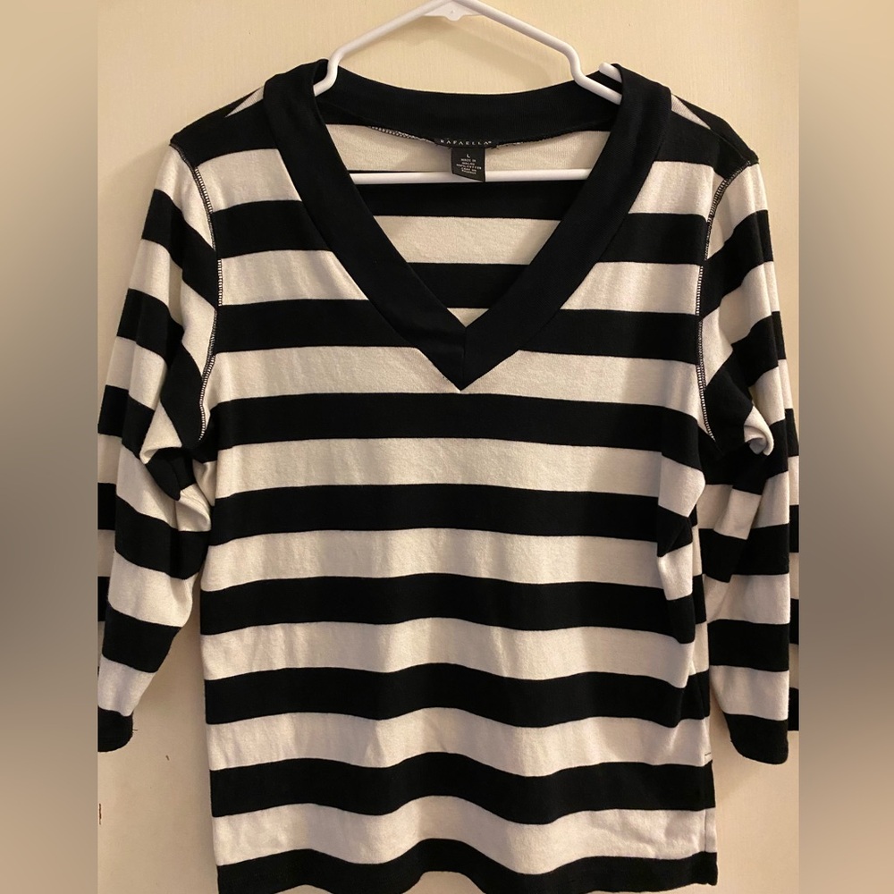 Rafaella women’s shirt size L